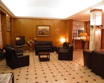Hotel Europa - Gerona - Lobby