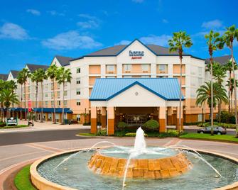 Fairfield Inn & Suites by Marriott Orlando Lake Buena Vista in the Marriott Village - Orlando - Building
