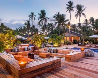 Paradise Cove Resort - Naukacuvu Island - בריכה