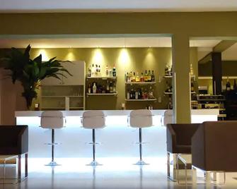 Magno Suites - Santa Isabel - Bar