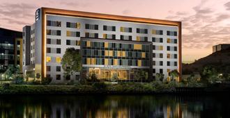 AC Hotel by Marriott San Francisco Airport/Oyster Point Waterfront - South San Francisco - Building