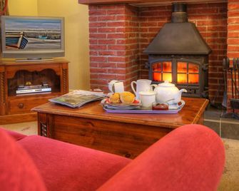 Rose Cottages - Alnwick - Lounge