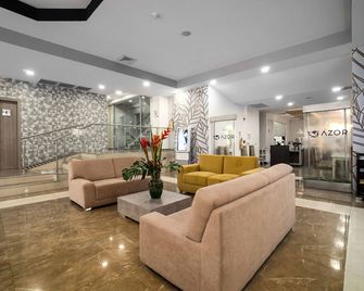 أزور هوتل كالي فيرساليس - كالي - ردهة