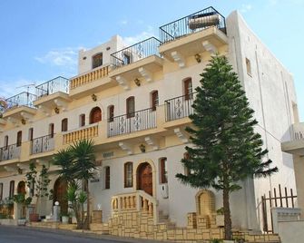 Pallada Hotel - Agia Galini - Gebäude