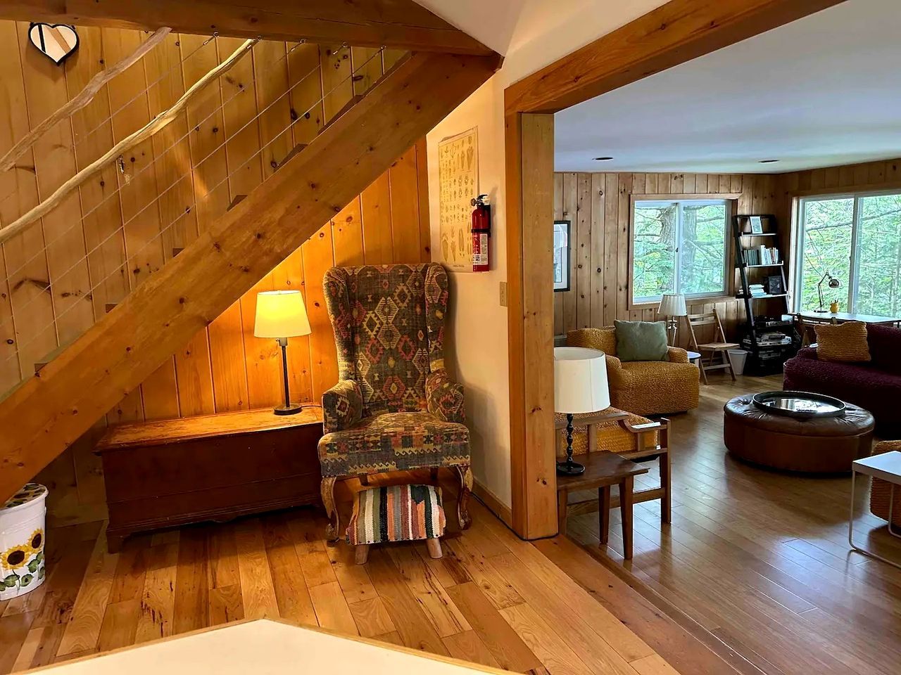 Terrapin Station - Lakeside Rustic 3 Home on Lake Winona - Ashland - Living room