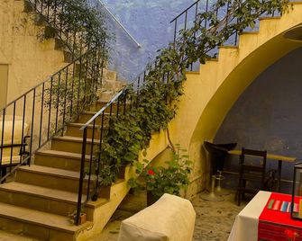 Hotel Piru Wasi - Arequipa - Stairs