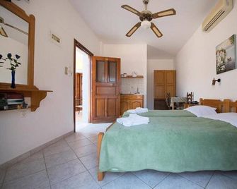 Amphitrite Apartments - Mirties - Bedroom