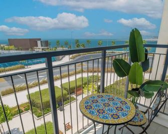 Lux - The La Mer Sea View Suite 3 - Dubai - Balkon