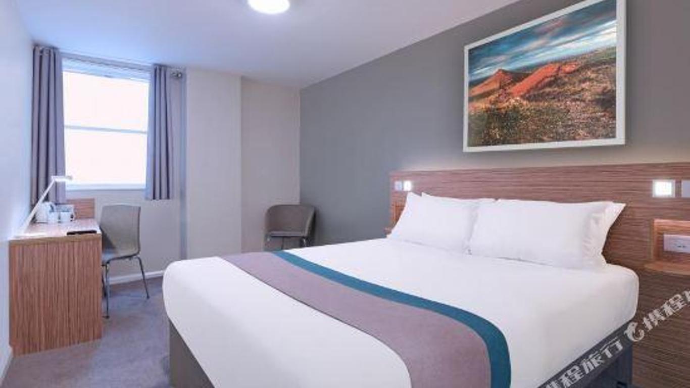 Travelodge London City