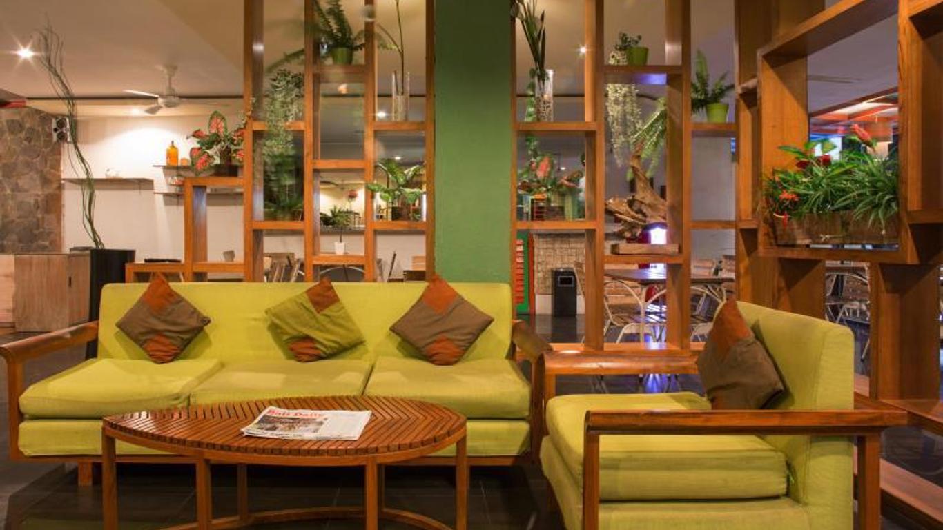 Spazzio Bali Hotel