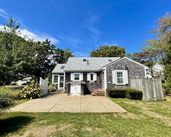 10 Ocean View/ New Silver Beach - North Falmouth - Edificio