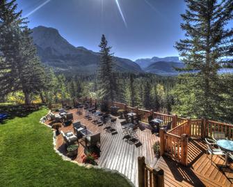 Overlander Mountain Lodge - Jasper Hinton - Restaurant