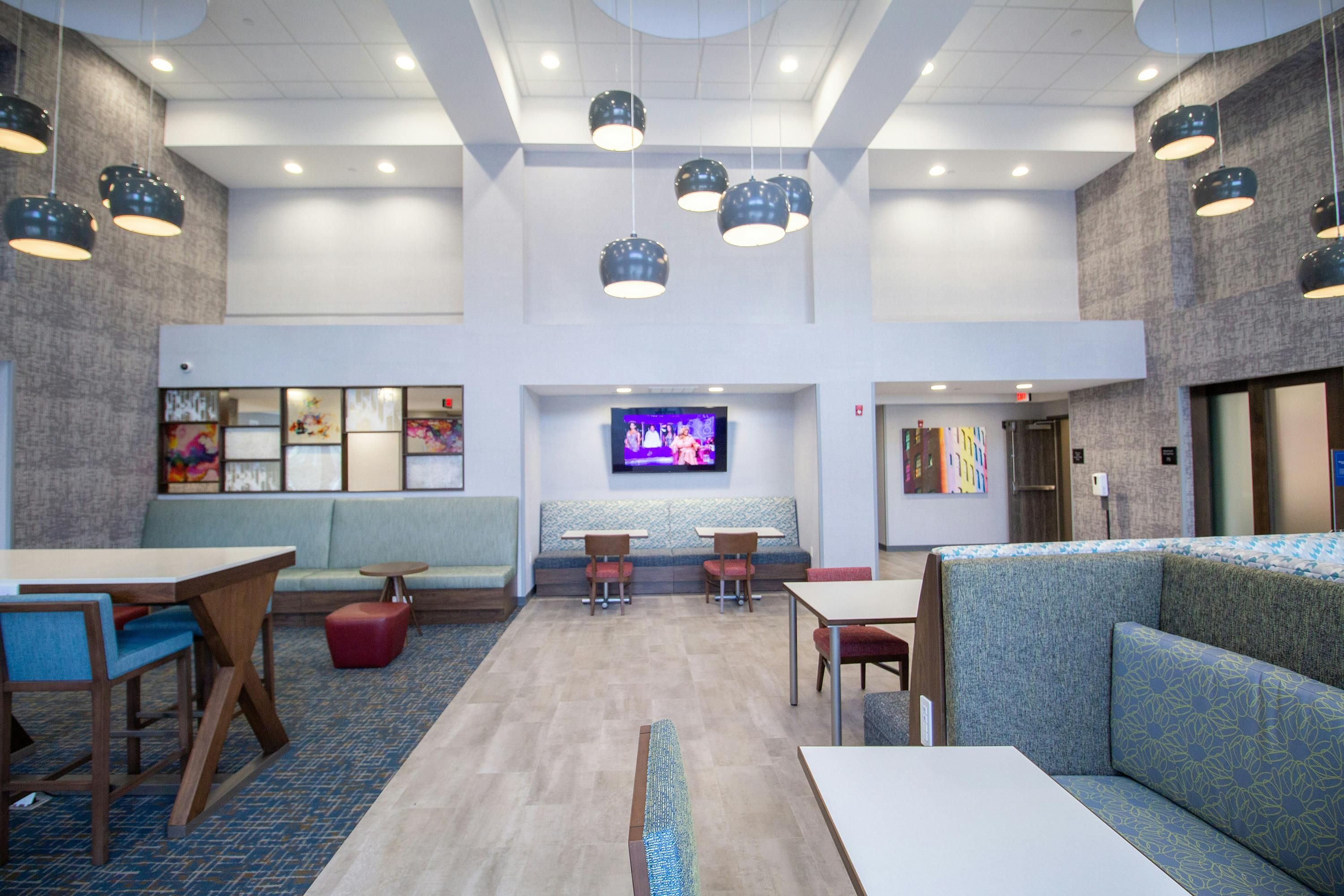 Hampton Inn & Suites by Hilton North Attleboro - North Attleboro - Habitación