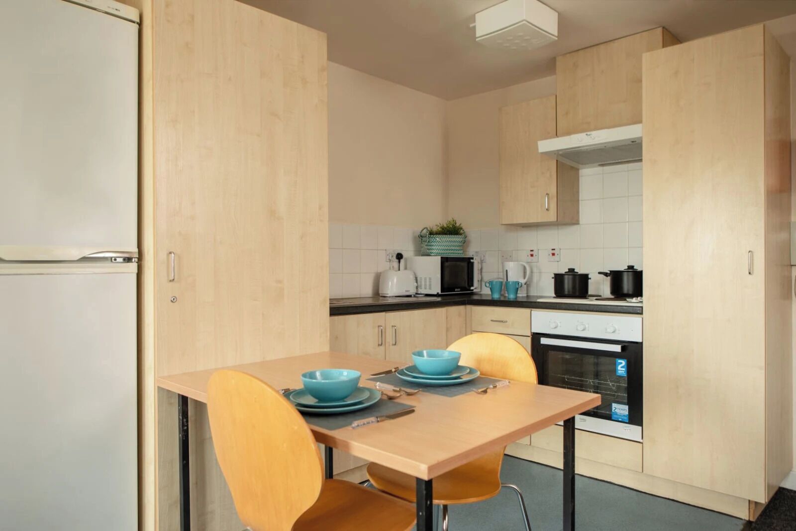 روشولمي بليس - مانشستر - مطبخ