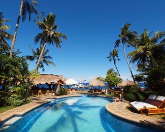 Pura Vida Beach & Dive Resort - Dauin - Pool
