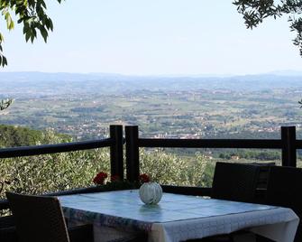 In the heart of Tuscany - Larciano - Balcón