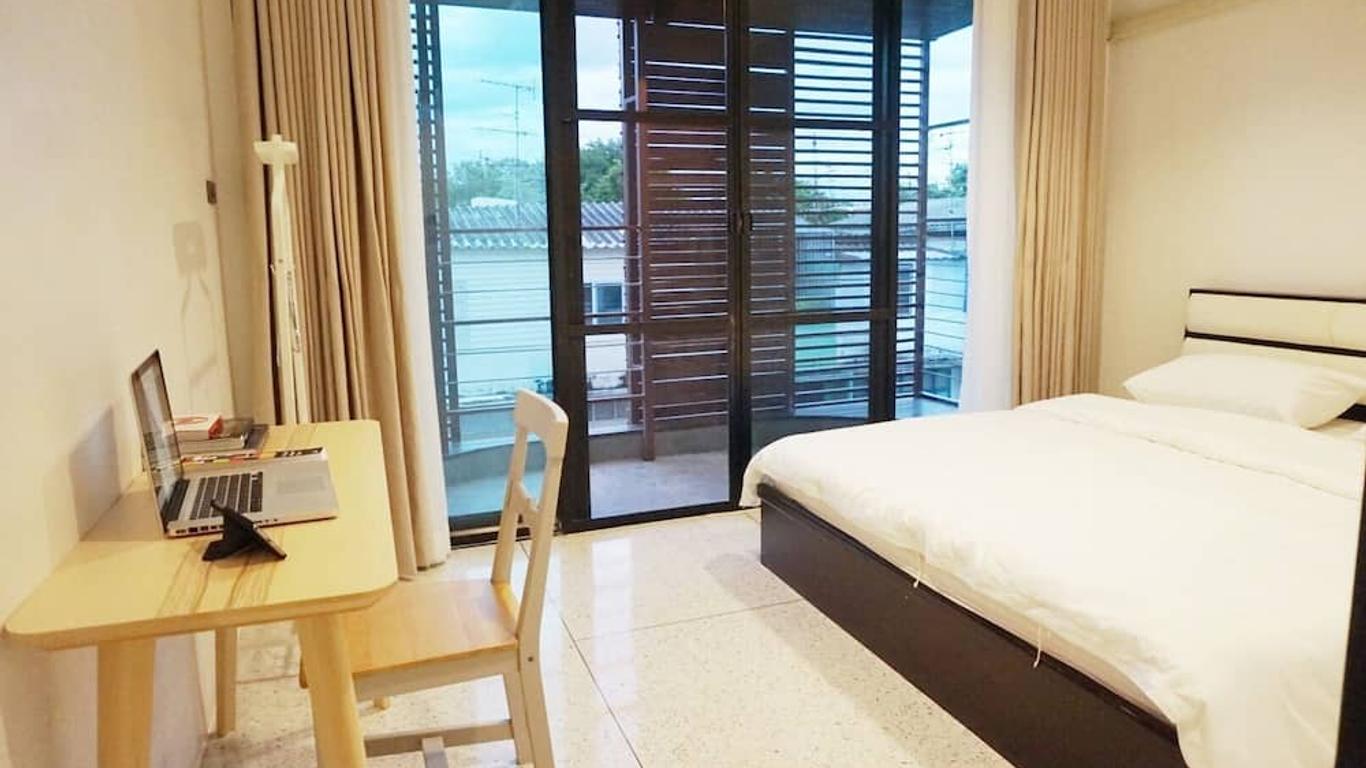 Boon Street Hostel