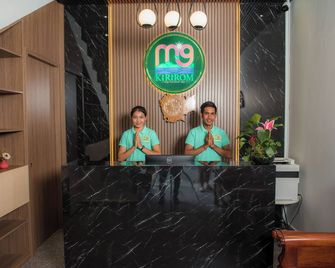 M9 Kirirom Hotel - Пномпень - Рецепція