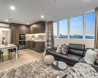 Modern 2BR Penthouse for Families by Zodiak Stays - Auckland - Pokój dzienny