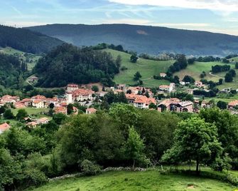 Gran Hotel Balneario De Puente Viesgo - Puente viesgo - Вигляд зовні