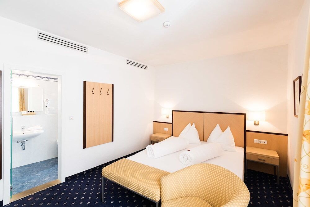 هوتل جولدنر ستيرن