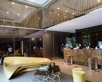 Kl Executive Greenbelt -Klx - Makati