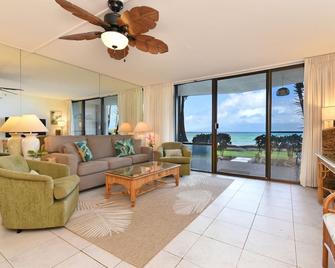 May On Sale! Book Now For May And Save Big! - Kahului - Living room