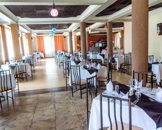 Jevine Hotel - Kampala - Restaurante