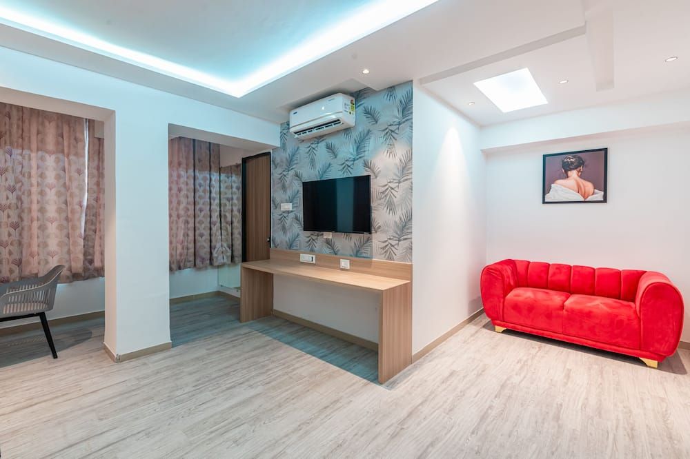 Treebo Cocostay, Hadapsar