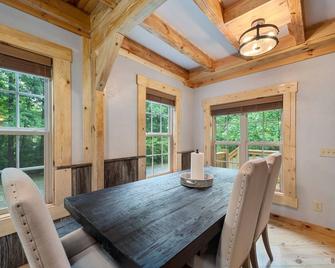 Mentone Rest Easy - Tranquil Serenity, Relaxation & Pet Friendly - Mentone - Comedor