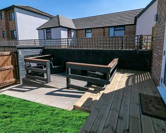 Archers House - Stevenage - Balcony