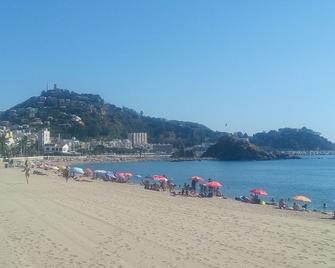 Apartment in Blanes with beautiful sea views. - Blanes - Strand