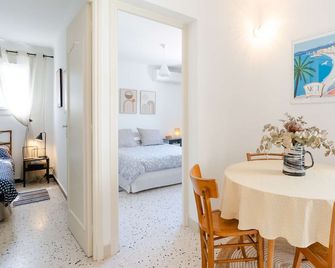 Maison Renovee Pres De La Mer Avec Climatisation Et Wifi - Fr-1-409-287 - Fleury - Salle à manger