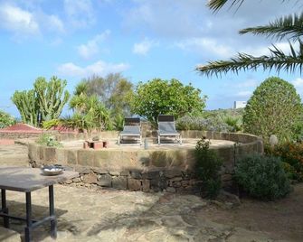 Dammusi Classic - Pantelleria - Binnenhof