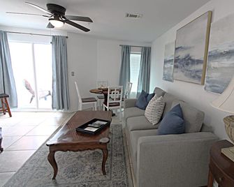Grand Beach Resort - Gulf Shores - Living room