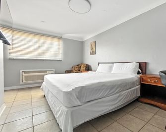 Icheckinn Motel - Windsor - Kamar Tidur