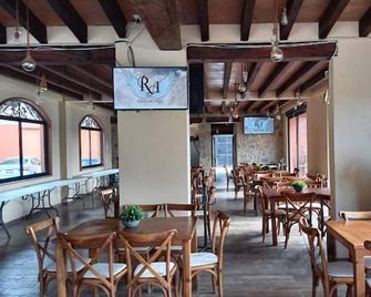 Resort y Balneario Los Angeles - Taxco - Restaurant