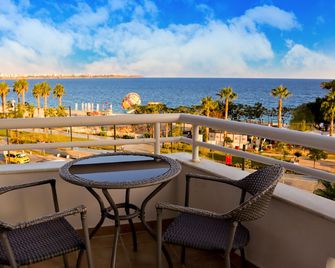 The Corner Park Hotel - Antalya - Balcony