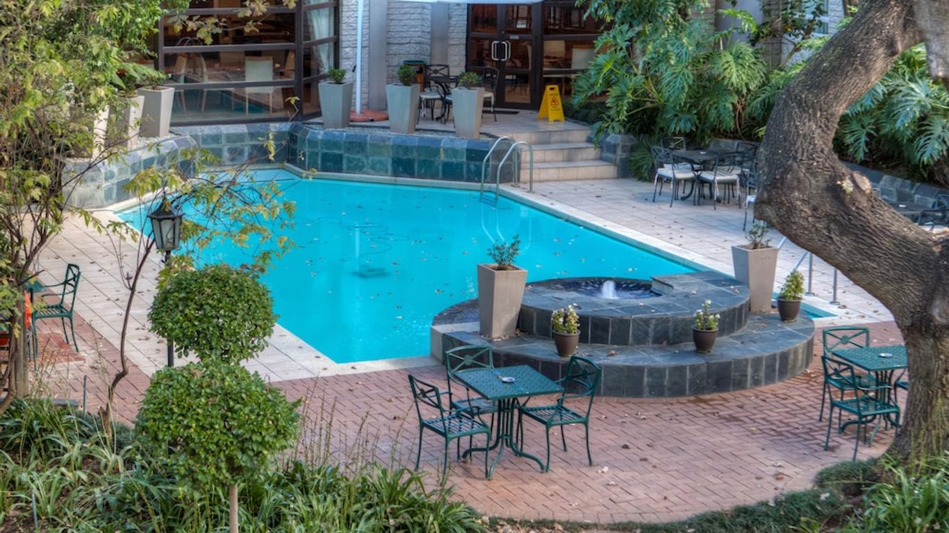 City Lodge Hotel Sandton, Katherine Street