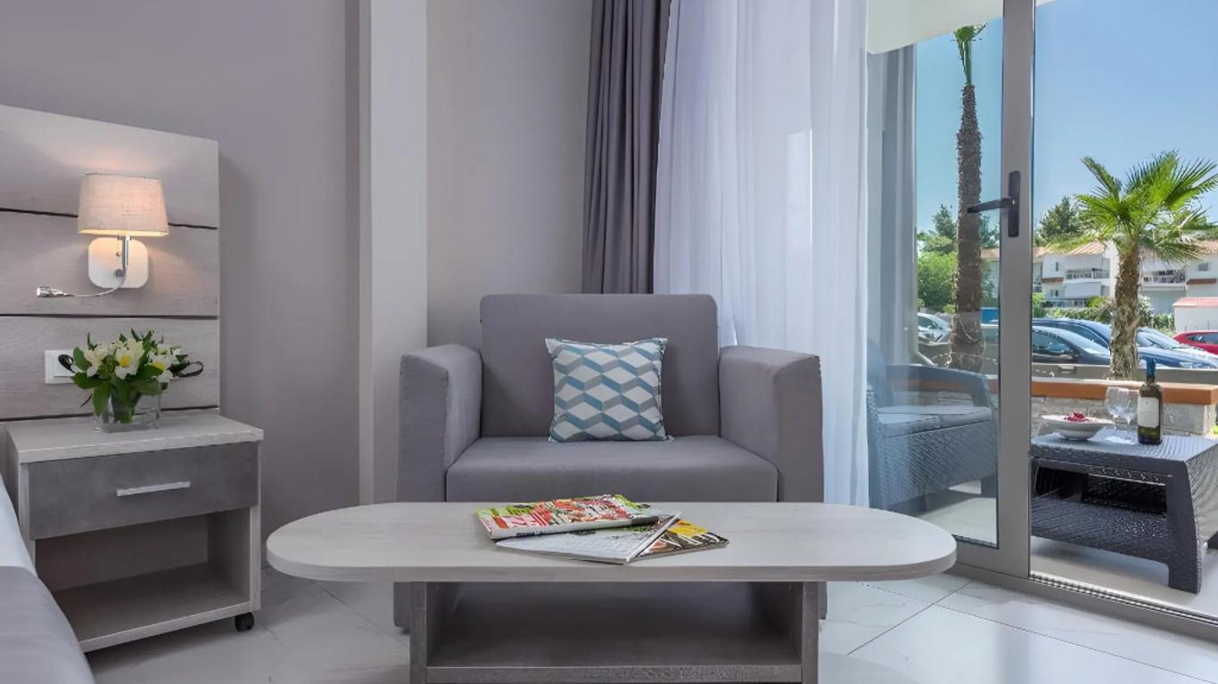 Dionysos Hotel & Suites