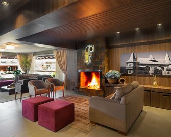 Hotel Fioreze Centro - Gramado