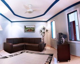 Hotel JB - São Mateus - Wohnzimmer