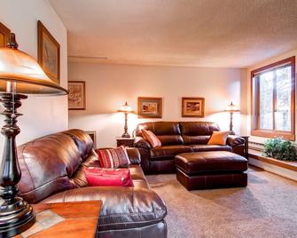 Ski Hill Condominiums By Ski Country Resorts - Breckenridge - Living room