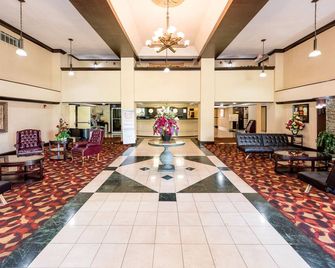 Ramada by Wyndham Birmingham Airport - ברמינגהאם - לובי