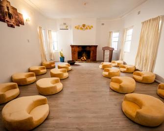 Hearty Center Motel - Катумба - Лаунж