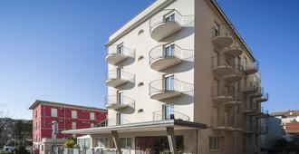 Hotel Jana - Rimini - Building
