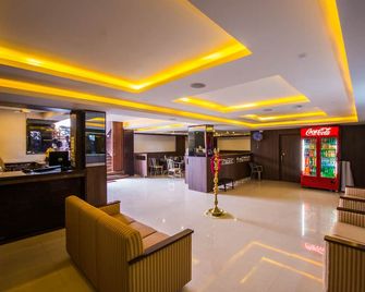 Plaza Hotels Trichy - Tiruchirappalli - Lobby