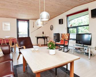 6 person holiday home in Thisted-By Traum - Nørre Vorupør - Comedor