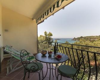 Residence Torre Delle Viole - Marina di Camerota - Balcony