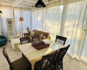 Casa Kalos - Favignana - Comedor